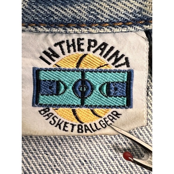 Vintage Denim Trucker Jacket In The Paint NBA Basketball Apparel Mens Sz Medium - Picture 6 of 9
